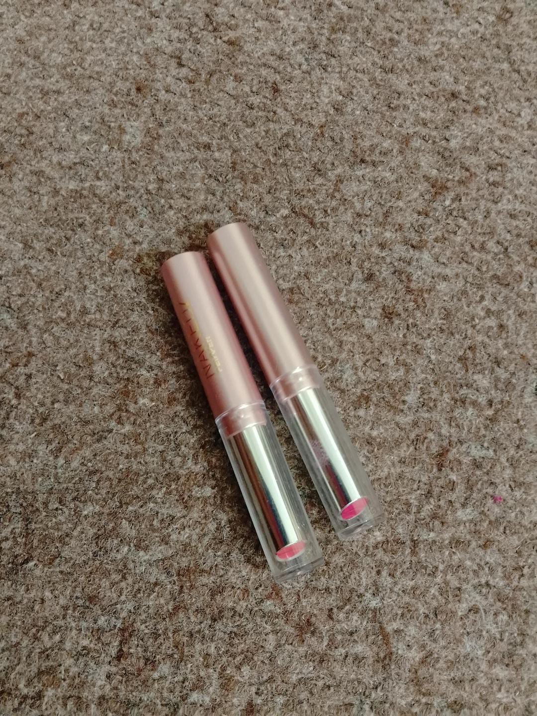 Premium Long-Lasting Lipstick Set With Metallic Casing